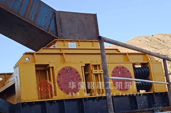 1000型對輥制砂機(jī)跨越大半個中國的品質(zhì)之選